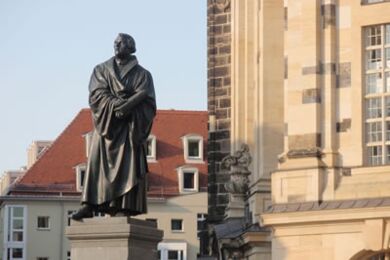 Martin Luther - Denkmal vor der Frauenkirche - © AW